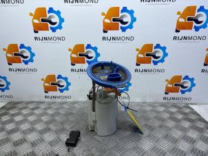 Gebruikte Tank element Pomp Volkswagen Polo VI (AW1) 1.0 MPI 12V Prijs € 40,00 Margeregeling aangeboden door Autodemontage Rijnmond BV