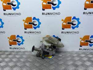 Gebruikte Hoofdremcilinder Volkswagen Polo VI (AW1) 1.0 MPI 12V Prijs € 30,00 Margeregeling aangeboden door Autodemontage Rijnmond BV