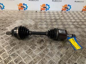 Gebruikte Cardanas links-voor (VWA) Volvo S40 (MS) 2.4 D5 20V Prijs op aanvraag aangeboden door Autodemontage Rijnmond BV