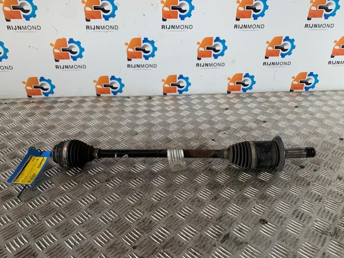 Gebruikte Steekas links-achter BMW X1 (F48) xDrive 20d 2.0 16V Prijs € 163,35 Inclusief btw aangeboden door Autodemontage Rijnmond BV