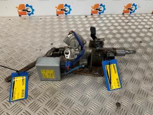 Gebruikte Stuurkolom compleet Renault Twingo II (CN) 1.2 16V Prijs op aanvraag aangeboden door Autodemontage Rijnmond BV