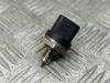 Brandstofdruk sensor van een Mercedes-Benz A (W176) 1.6 A-180 16V 2016