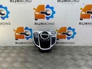 Gebruikte Bedieningspaneel Multi Media Mercedes C Estate (S205) C-180 1.6 16V BlueEfficiency Prijs € 175,00 Margeregeling aangeboden door Autodemontage Rijnmond BV