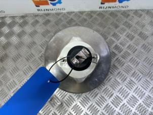 Gebruikte Rembekrachtiger Mercedes C Estate (S205) C-180 1.6 16V BlueEfficiency Prijs € 50,00 Margeregeling aangeboden door Autodemontage Rijnmond BV