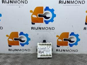 Gebruikte Centrale Deurvergrendelings Module Mercedes C Estate (S205) C-180 1.6 16V BlueEfficiency Prijs € 25,00 Margeregeling aangeboden door Autodemontage Rijnmond BV