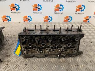 Gebruikte Cilinderkop Volkswagen Golf VII (AUA) 1.6 TDI BlueMotion 16V Prijs € 200,00 Margeregeling aangeboden door Autodemontage Rijnmond BV