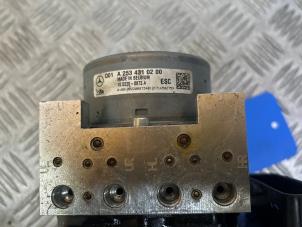 Gebruikte ABS Pomp Mercedes C Estate (S205) C-180 1.6 16V BlueEfficiency Prijs € 125,00 Margeregeling aangeboden door Autodemontage Rijnmond BV