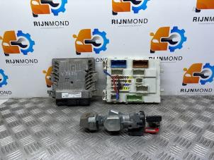 Gebruikte Kontaktslot + computer Ford Transit Connect (PJ2) 1.6 TDCi 16V 95 Prijs € 400,00 Margeregeling aangeboden door Autodemontage Rijnmond BV