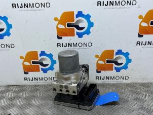 Gebruikte ABS Pomp Mercedes C Estate (S205) C-400 3.0 V6 Turbo 4-Matic Prijs € 300,00 Margeregeling aangeboden door Autodemontage Rijnmond BV