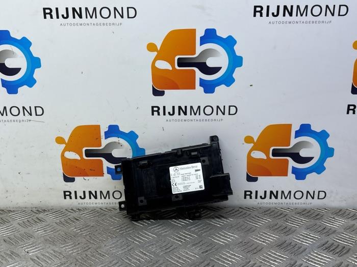 Gebruikte Telefoon Module Mercedes C Estate (S205) C-400 3.0 V6 Turbo 4-Matic Prijs € 125,00 Margeregeling aangeboden door Autodemontage Rijnmond BV