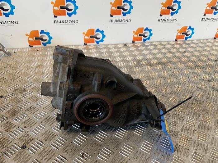 Gebruikte Cardanklok achter BMW 1 serie (F20) 118i 1.5 TwinPower 12V Prijs € 550,00 Margeregeling aangeboden door Autodemontage Rijnmond BV