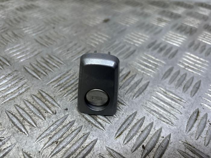 Kontaktslot + computer van een Chevrolet Aveo (300) 1.3 D 16V 2012