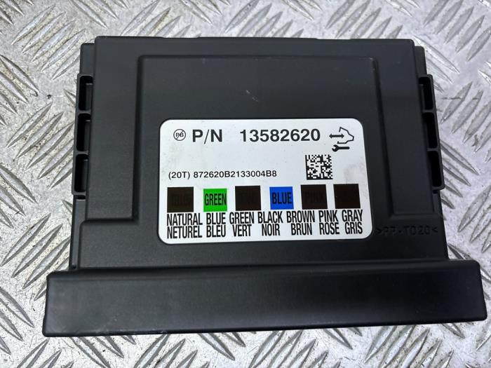 Kontaktslot + computer van een Chevrolet Aveo (300) 1.3 D 16V 2012