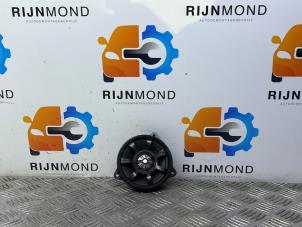 Gebruikte Luidspreker Landrover Range Rover Evoque (LVJ/LVS) 2.2 SD4 16V Prijs € 18,15 Inclusief btw aangeboden door Autodemontage Rijnmond BV