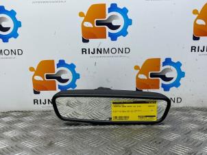 Gebruikte Binnenspiegel Landrover Range Rover Evoque (LVJ/LVS) 2.2 SD4 16V Prijs € 332,75 Inclusief btw aangeboden door Autodemontage Rijnmond BV