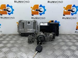 Gebruikte Contactslot + computer Ford Fiesta 6 (JA8) 1.6 TDCi 16V Prijs op aanvraag aangeboden door Autodemontage Rijnmond BV