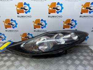 Gebruikte Rechter Koplamp Ford Fiesta 6 (JA8) 1.6 TDCi 16V Prijs € 150,00 Margeregeling aangeboden door Autodemontage Rijnmond BV