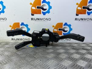 Gebruikte Licht + Raw Schakelaar Volkswagen Passat (3C2) 2.0 FSI 16V Prijs € 50,00 Margeregeling aangeboden door Autodemontage Rijnmond BV