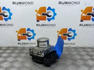 Gebruikte ABS Pomp Nissan Juke (F15) 1.2 DIG-T 16V Prijs op aanvraag aangeboden door Autodemontage Rijnmond BV