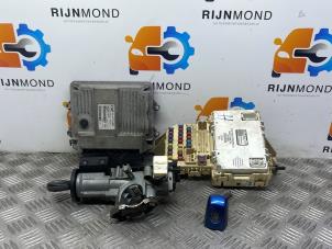 Gebruikte Kontaktslot + computer Suzuki Swift (ZA/ZC/ZD1/2/3/9) 1.3 DDis 16V Prijs op aanvraag aangeboden door Autodemontage Rijnmond BV