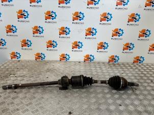 Gebruikte Aandrijfas rechts-voor Chevrolet Epica 2.5 24V Prijs op aanvraag aangeboden door Autodemontage Rijnmond BV