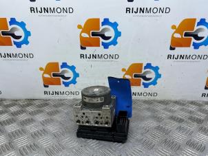 Gebruikte ABS Pomp Ford Transit Courier 1.5 EcoBlue Prijs op aanvraag aangeboden door Autodemontage Rijnmond BV