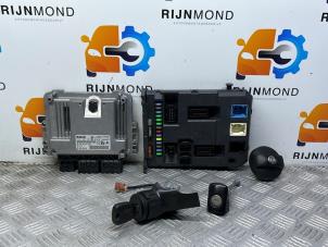 Gebruikte Kontaktslot + computer Peugeot 207/207+ (WA/WC/WM) 1.6 16V VTRi Prijs op aanvraag aangeboden door Autodemontage Rijnmond BV