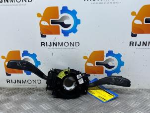 Gebruikte Combischakelaar Stuurkolom Skoda Fabia II (5J) 1.2 TSI Prijs op aanvraag aangeboden door Autodemontage Rijnmond BV