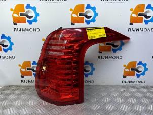 Gebruikte Achterlicht rechts Peugeot 5008 I (0A/0E) 1.6 THP 16V Prijs op aanvraag aangeboden door Autodemontage Rijnmond BV