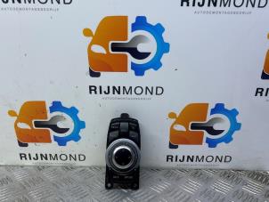 Gebruikte I-Drive knop BMW 1 serie (F20) 116d 1.5 12V TwinPower Prijs € 60,50 Inclusief btw aangeboden door Autodemontage Rijnmond BV