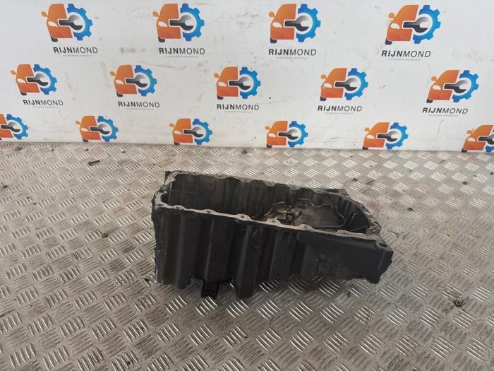 Gebruikte Carterpan Audi A4 Avant (B8) 2.0 TDI 16V Prijs op aanvraag aangeboden door Autodemontage Rijnmond BV