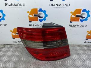 Gebruikte Achterlicht links Mercedes B (W245) 1.7 B-170 16V Prijs € 49,99 Margeregeling aangeboden door Autodemontage Rijnmond BV