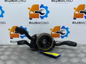 Gebruikte Combischakelaar Stuurkolom Audi A4 Cabriolet (B6) 2.4 V6 30V Prijs op aanvraag aangeboden door Autodemontage Rijnmond BV