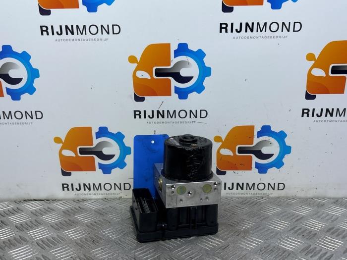 Gebruikte ABS Pomp BMW 1 serie (E87/87N) 120i 16V Prijs op aanvraag aangeboden door Autodemontage Rijnmond BV