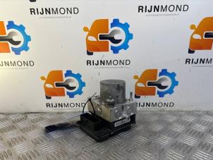Gebruikte ABS Pomp Hyundai i20 1.2i 16V Prijs op aanvraag aangeboden door Autodemontage Rijnmond BV