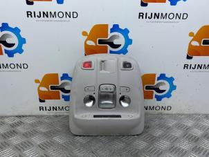 Gebruikte Binnenverlichting voor Peugeot Expert (V1/VA/VB/VE/VF/VT/VY) 2.0 Blue HDi 120 16V Prijs € 55,00 Margeregeling aangeboden door Autodemontage Rijnmond BV