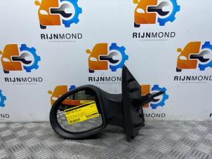 Gebruikte Spiegel Buiten links Renault Twingo II (CN) 1.2 Prijs € 29,99 Margeregeling aangeboden door Autodemontage Rijnmond BV