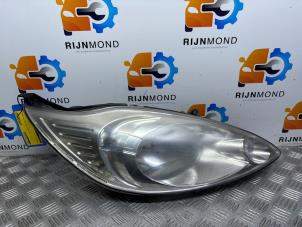 Gebruikte Rechter Koplamp Ford Ka II 1.2 Prijs € 75,00 Margeregeling aangeboden door Autodemontage Rijnmond BV