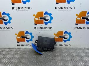 Gebruikte Trekhaak Module Mercedes C Estate (S205) C-180 1.6 16V BlueEfficiency Prijs € 150,00 Margeregeling aangeboden door Autodemontage Rijnmond BV