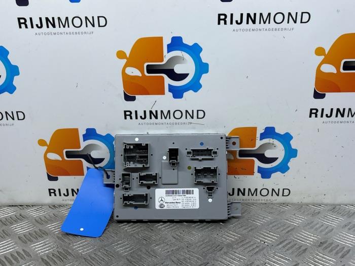 Gebruikte Module Bodycontrol Mercedes C Estate (S205) C-180 1.6 16V BlueEfficiency Prijs € 50,00 Margeregeling aangeboden door Autodemontage Rijnmond BV