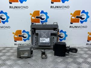 Gebruikte Contactslot + computer Mercedes B (W245) 2.0 B-200 16V Prijs op aanvraag aangeboden door Autodemontage Rijnmond BV