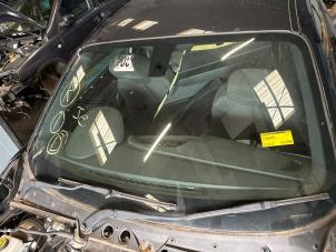 Gebruikte Voorruit BMW 1 serie (F21) 116d 1.5 12V TwinPower Prijs € 151,25 Inclusief btw aangeboden door Autodemontage Rijnmond BV