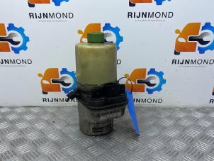 Gebruikte Pomp Servo Volkswagen Polo IV (9N1/2/3) 1.4 TDI 80 Prijs € 30,00 Margeregeling aangeboden door Autodemontage Rijnmond BV