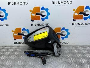 Gebruikte Spiegel Buiten links Audi A3 Sportback (8YA) 1.0 30 TFSI 12V Prijs € 224,99 Margeregeling aangeboden door Autodemontage Rijnmond BV