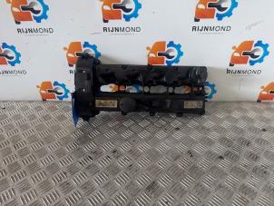 Gebruikte Kleppendeksel Mercedes E (R207) E-250 CDI,d 16V BlueEfficiency, BlueTEC Prijs € 60,50 Inclusief btw aangeboden door Autodemontage Rijnmond BV