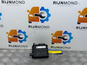 Gebruikte Zekeringkast Mercedes C Estate (S205) C-180 1.6 16V BlueEfficiency Prijs € 49,99 Margeregeling aangeboden door Autodemontage Rijnmond BV