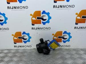 Gebruikte Luchtmassameter BMW X1 (F48) sDrive 18i 1.5 12V TwinPower Turbo Prijs € 48,39 Inclusief btw aangeboden door Autodemontage Rijnmond BV