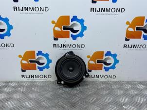 Gebruikte Speaker BMW X1 (F48) sDrive 18i 1.5 12V TwinPower Turbo Prijs € 24,19 Inclusief btw aangeboden door Autodemontage Rijnmond BV