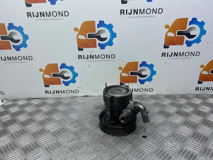 Gebruikte Pomp Servo Fiat Fiorino (225) 1.3 D 16V Multijet 80 Prijs € 24,99 Margeregeling aangeboden door Autodemontage Rijnmond BV