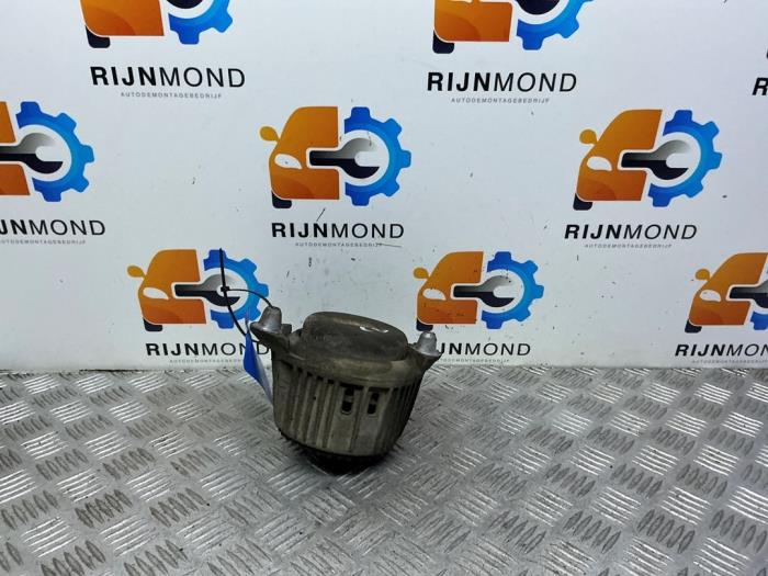 Gebruikte Motorrubber Mercedes CLS (C218) 350 CDI BlueEfficiency,d 3.0 V6 24V Prijs € 36,24 Inclusief btw aangeboden door Autodemontage Rijnmond BV